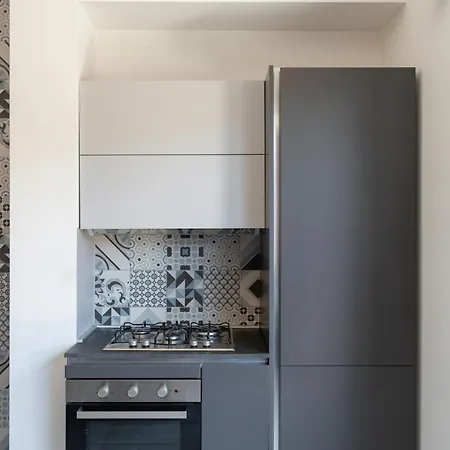 Penthouse With Panoramic Terrace -3 Min To Metro A *