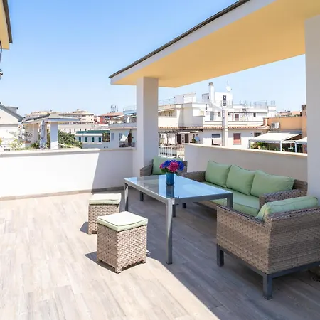 Penthouse With Panoramic Terrace -3 Min To Metro A *