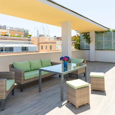 Penthouse With Panoramic Terrace -3 Min To Metro A Rome